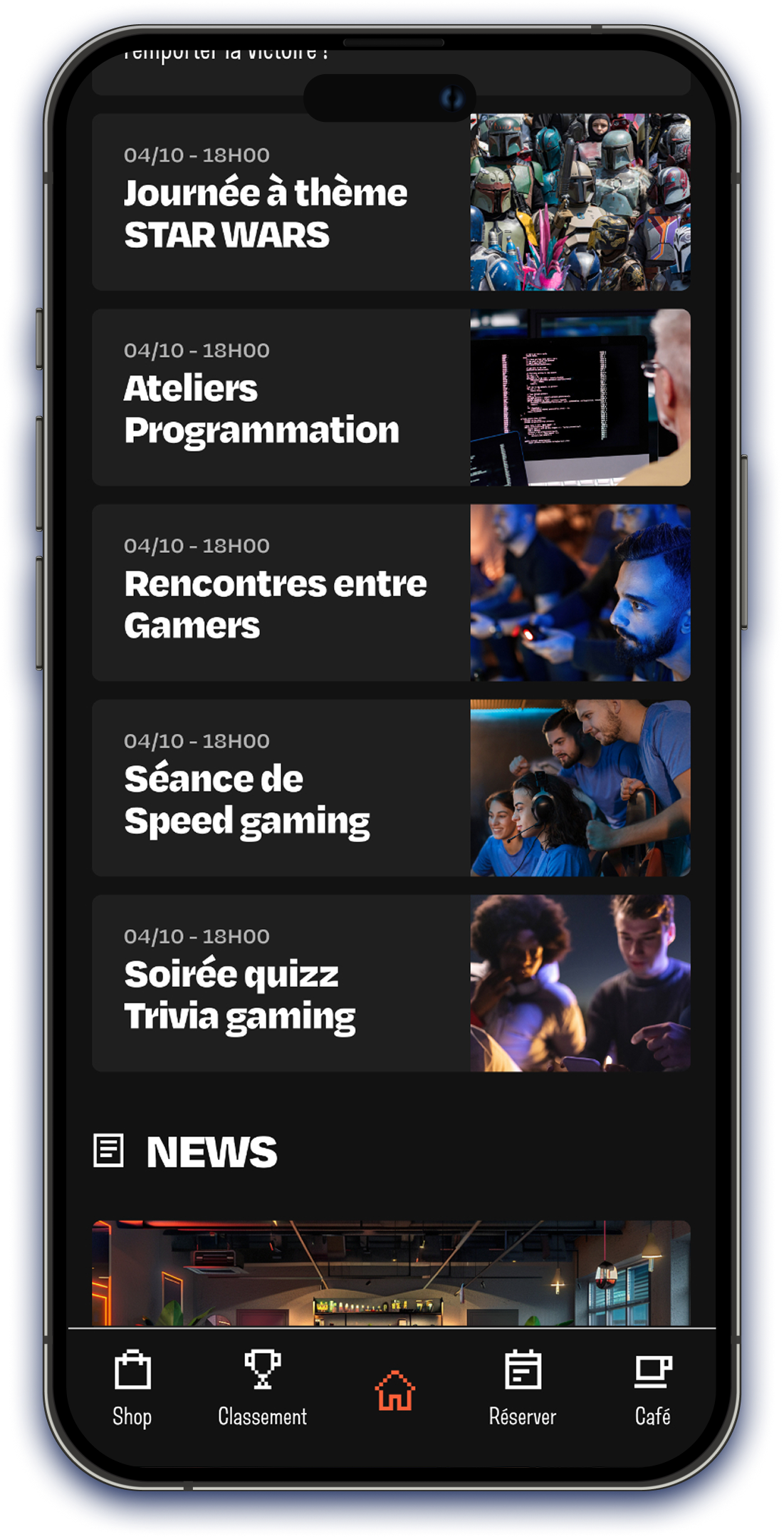 Écran de programmation des événements gaming de l'application CaféMANIA : tournois Star Wars, ateliers code et soirées quiz e-sport.