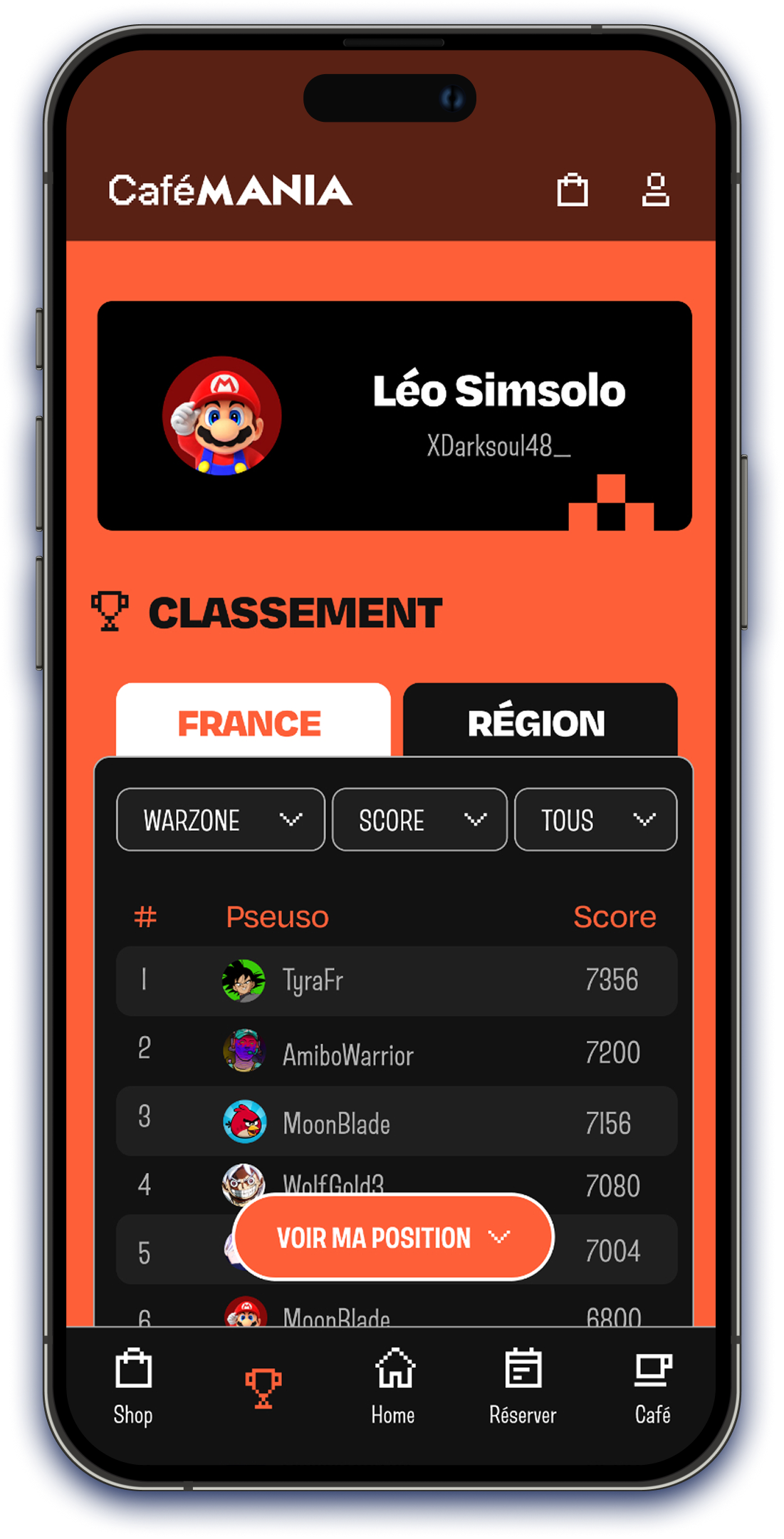 Interface de classement e-sport (Leaderboard) sur mobile pour CaféMANIA, affichage des scores joueurs et profil utilisateur personnalisé.